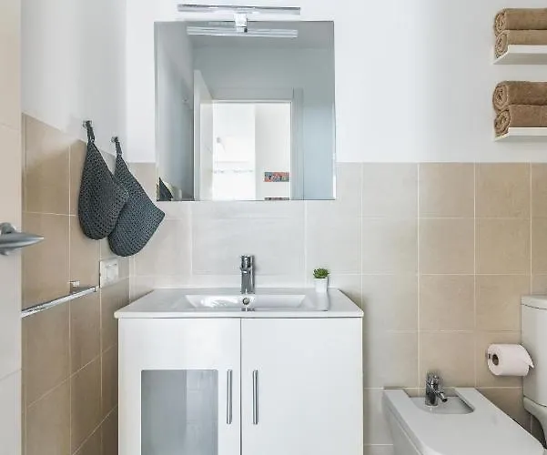 Home2book Delightful Canteras 公寓